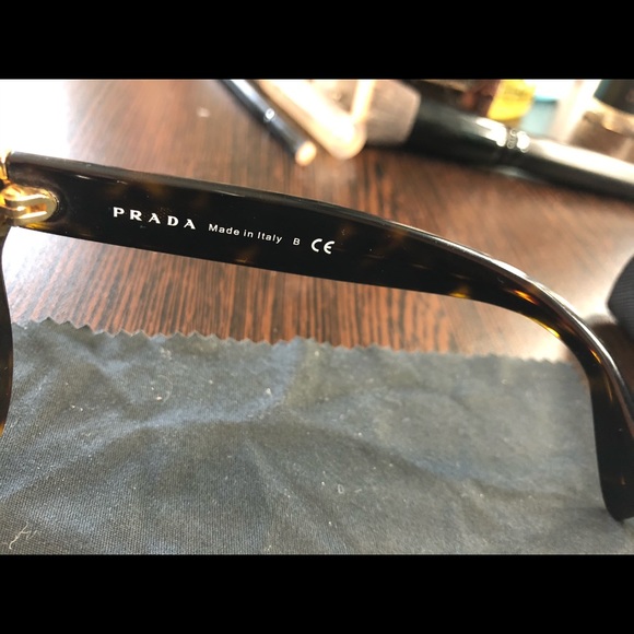 Prada Sunglasses - Picture 4 of 11